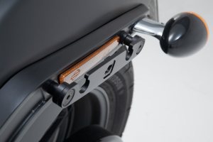 Sistem fixare geanta laterala stanga SLH Harley-Davidson Softail Fat Bob   S (17-).