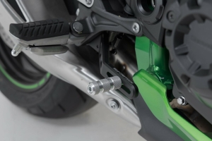 Pedala Frana Kawasaki Z900 (16-). Sw-Motech