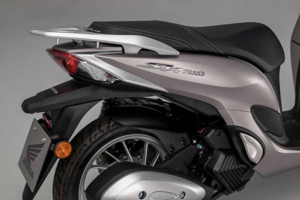 Honda SH Mode 125, 4