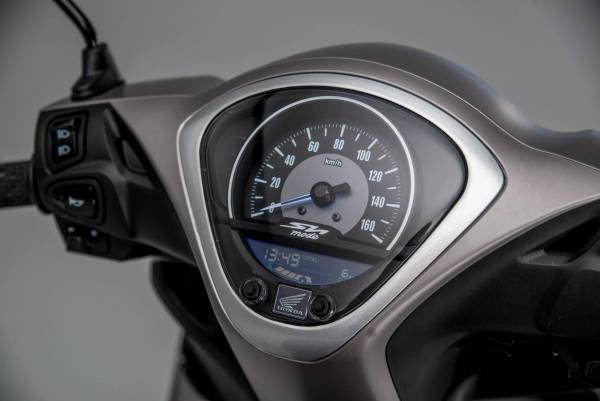 Honda SH Mode 125, 5