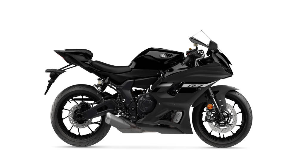 Yamaha R7, 3
